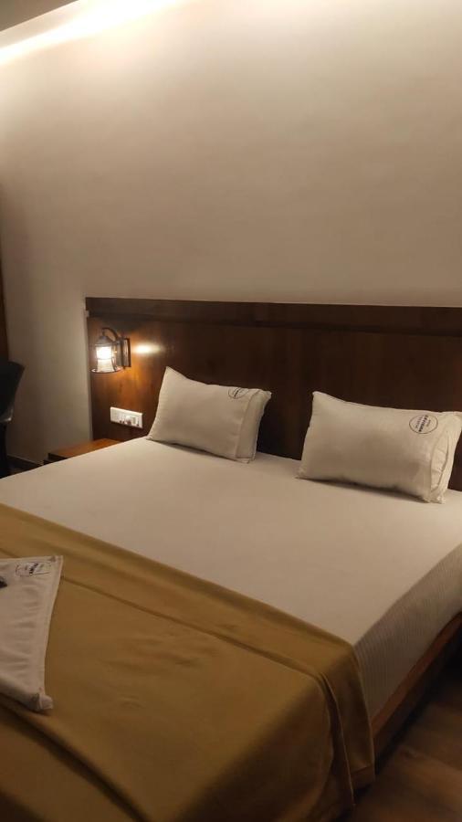Hotel Anvisha Executive Mangvadi Ngoại thất bức ảnh