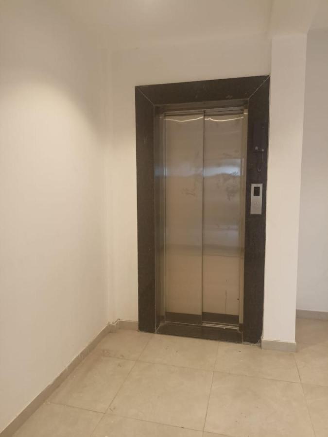 Hotel Anvisha Executive Mangvadi Ngoại thất bức ảnh